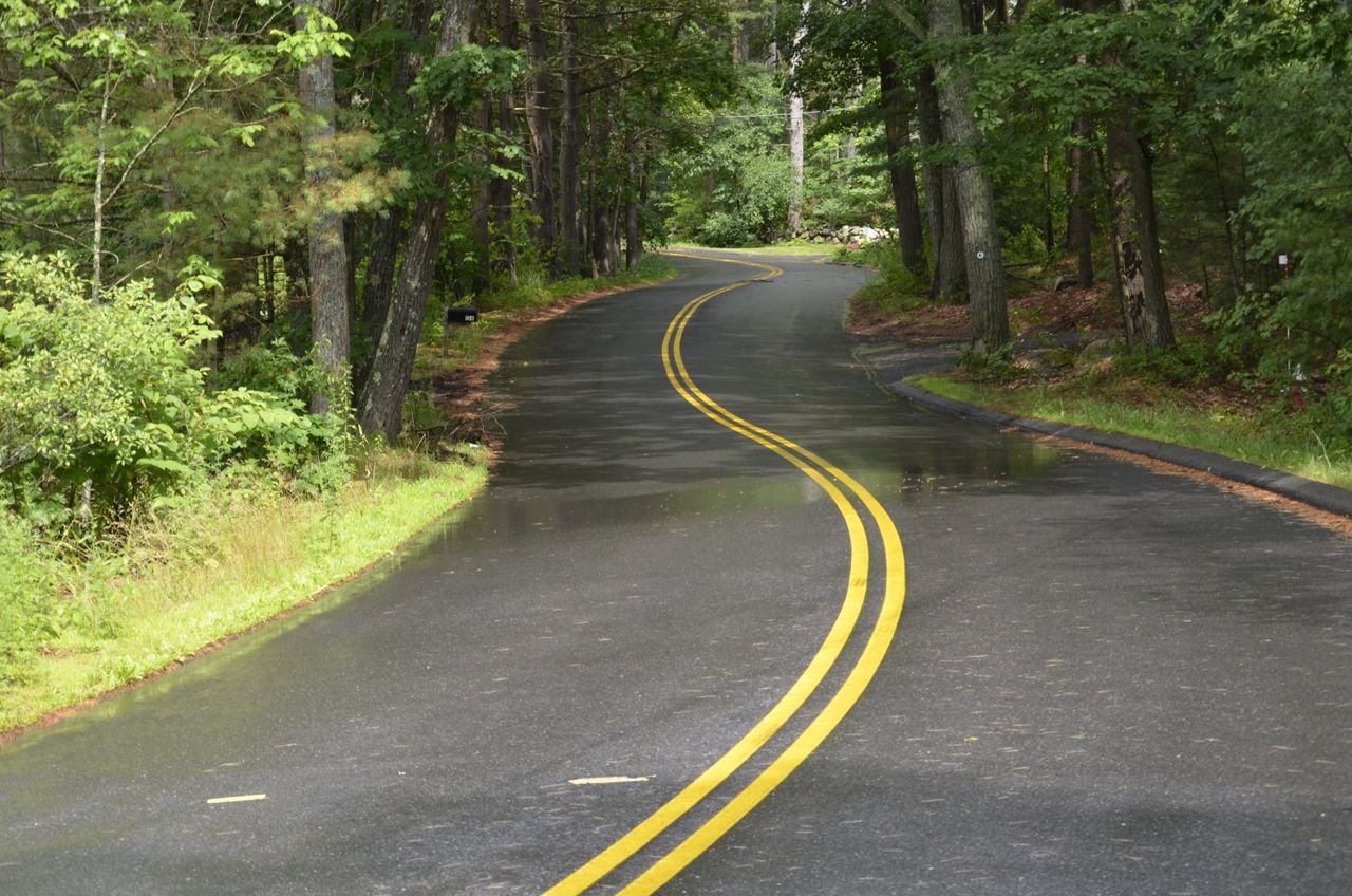 This part of the Battle Road Scenic Byway depicted here is a beautiful, picturesque winding road that can inspire reflections upon the battles, lives and stories of the people who fought, farmed, and lived here and set this country on its path to freedom.